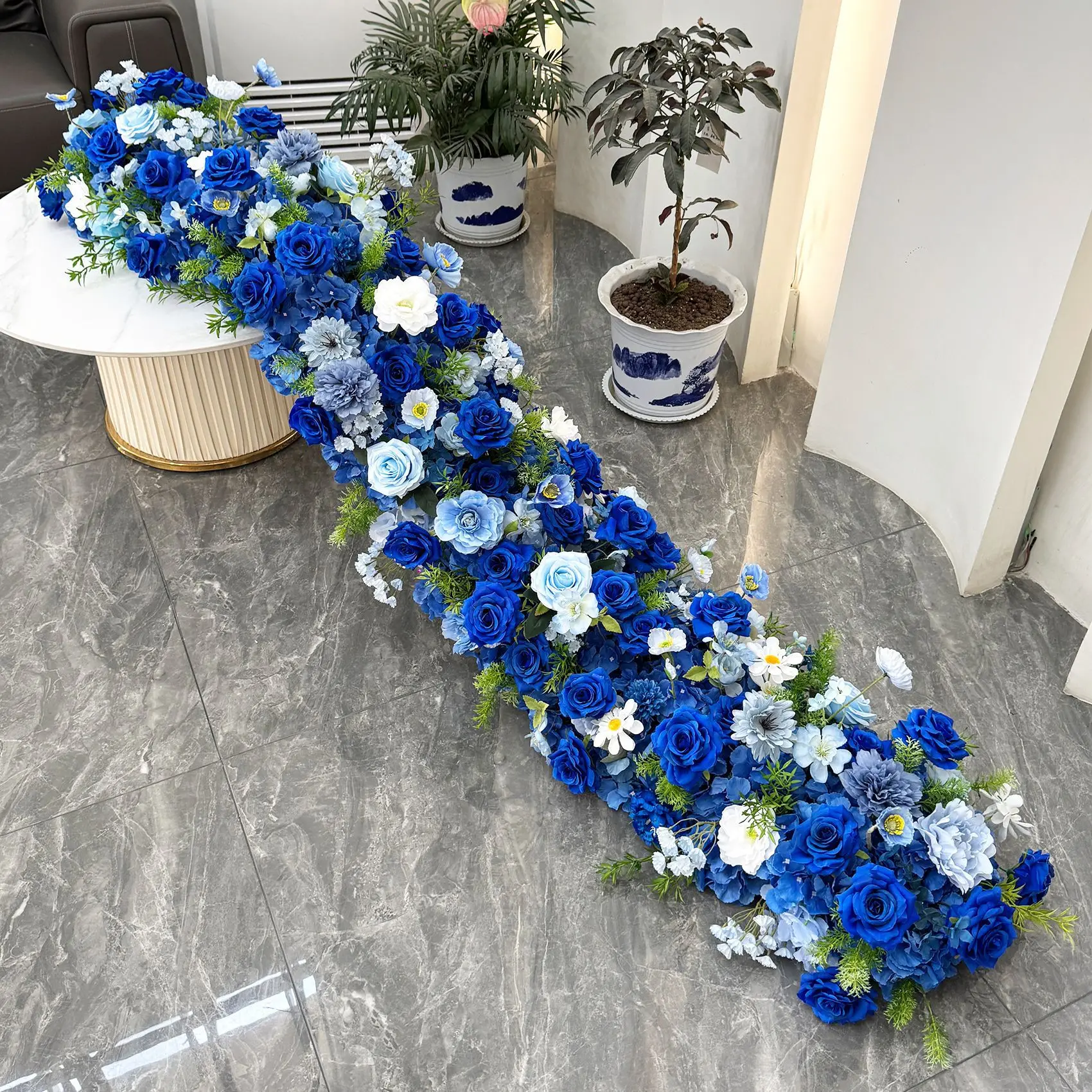 NEUE Lila Maßgefertigte Künstliche Rosenblumen Luxuriöse Blumenreihe für Tisch, Sofa, Läufer, Mittelstück, Hochzeitsfeier, Hintergrund, Wanddekoration – Detail 1