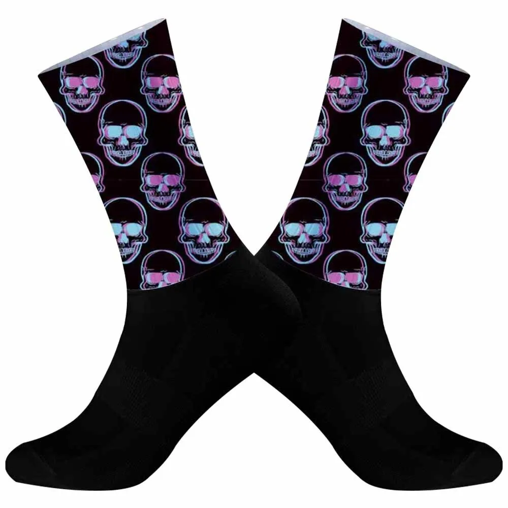 2024 New Anti Slip Seamless Silicone Running Sport Road Bike Socks Graffiti skull pattern Cycling Socks Team Cycling Socks