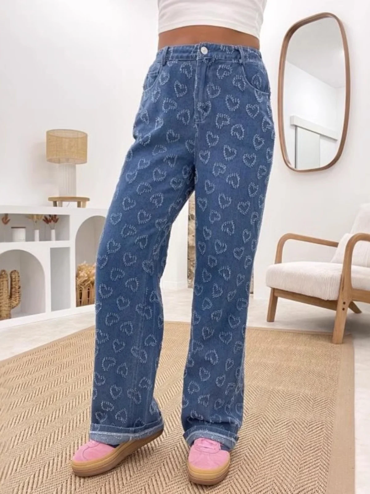 

Прямые джинсы с высокой талией, женские синие джинсовые брюки с принтом в форме сердца, сезон весна-осень, обычные тонкие