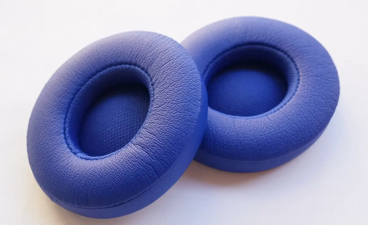 メモリーフォームイヤーパッド、交換部品、Beatsソロ3.0と互換性、ソロ2.0、ワイヤレス、有線オンイヤーヘッドフォン、青、1ペア