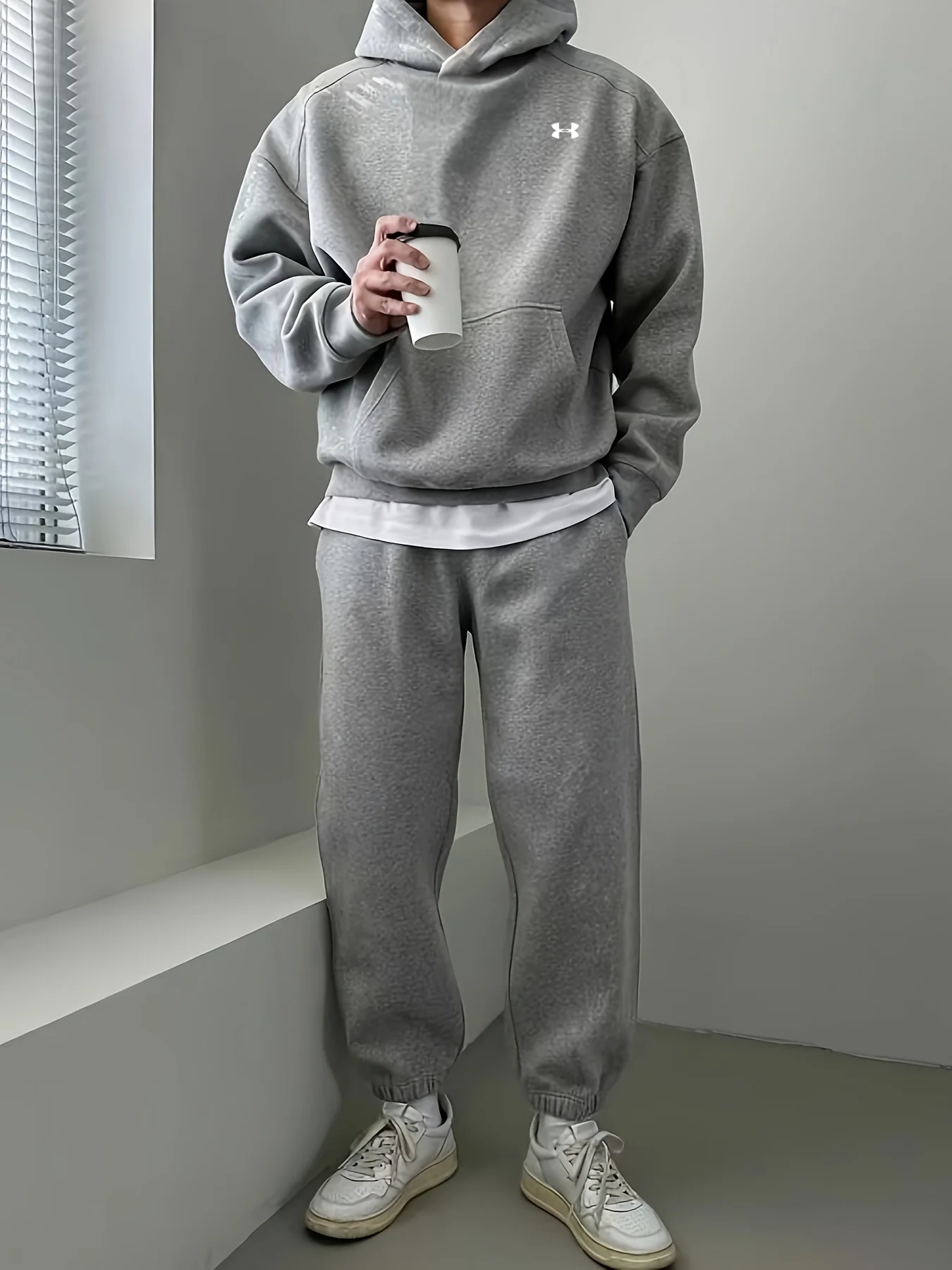 طقم خريف وشتاء للرجال: هوديي + سروال قصير! هوديي مسامي، سراويل سميكة دافئة. مجموعة واحدة لملابس الخريف/الشتاء يجب اقتناؤها!