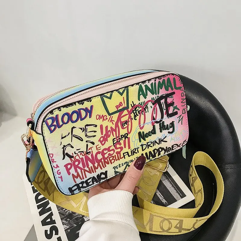 Graffiti Women's Bag 2022 Trend Alphabet Print Hip Hop Fashion Crossbody Bags Leather Small Square Wide Shoulder Bag for Phone