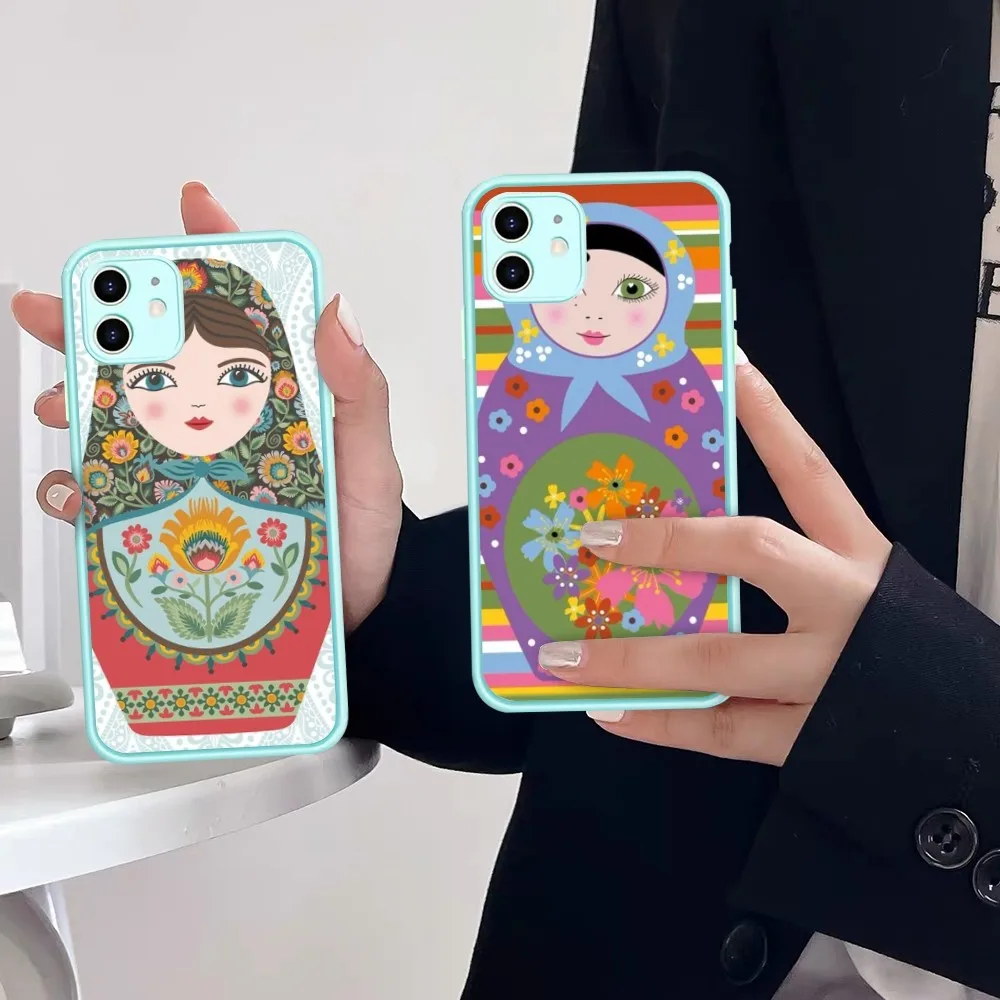 

Cute Russian Dolls Matriochkas Phone Case for iPhone 14 11 12 13 Mini Pro Max 8 7 Plus X XR XS MAX Translucent Matte Cover