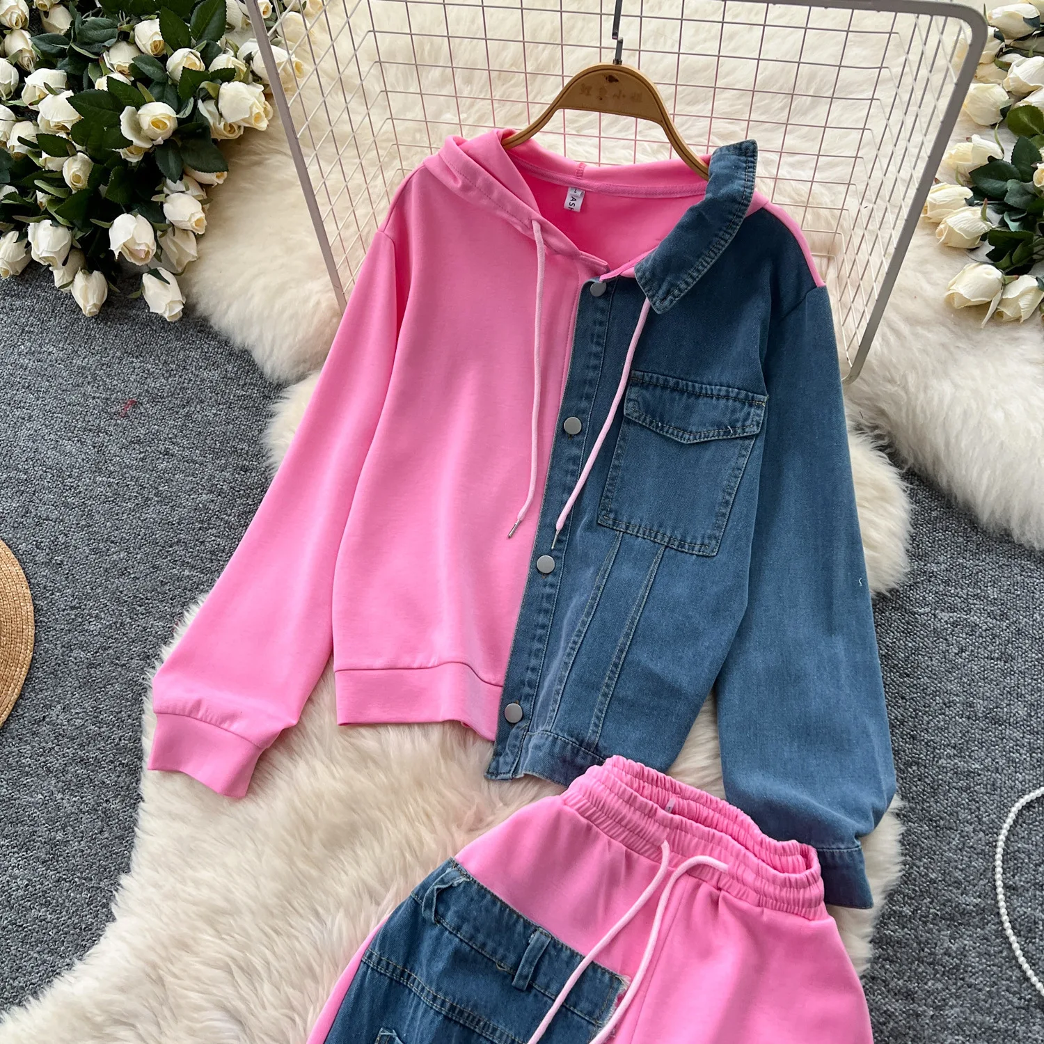 Chaqueta vaquera con capucha para mujer, abrigo de Color contrastante, prendas de vestir de vaquero + pantalones vaqueros con cintura elástica, pantalones de pierna ancha empalmados, conjunto de 2 uds.