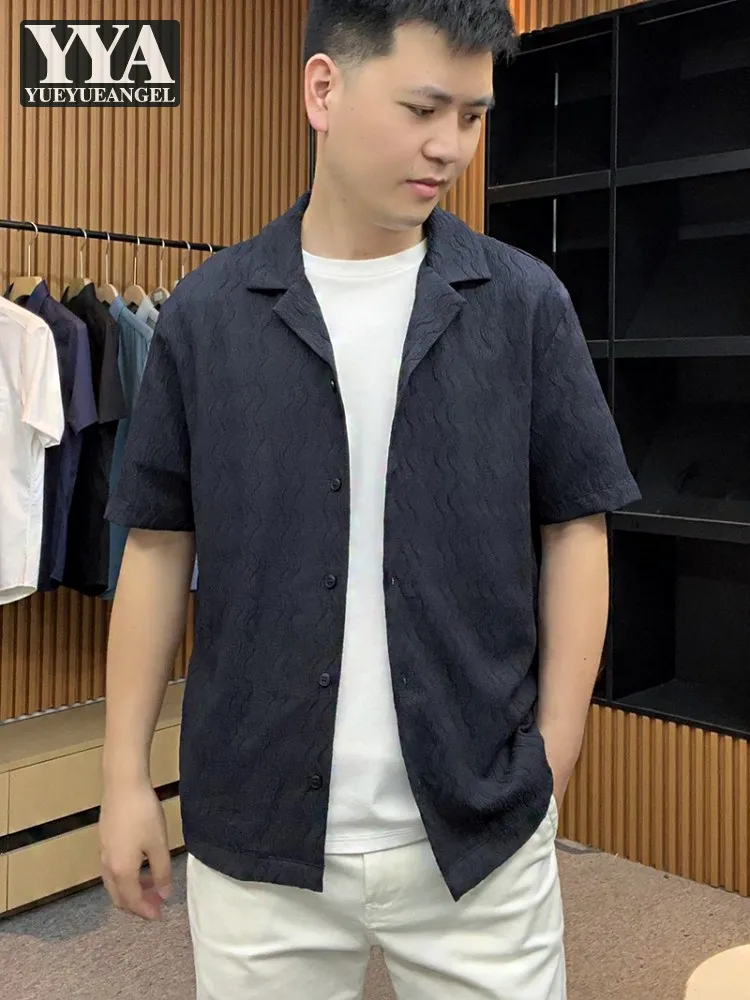 

Fashion Men Summer Breathable Retro Thin Stripe Shirts Cuban Collar Short Sleeve Single Breasted Casual Top Daily Shirt Hot Sale