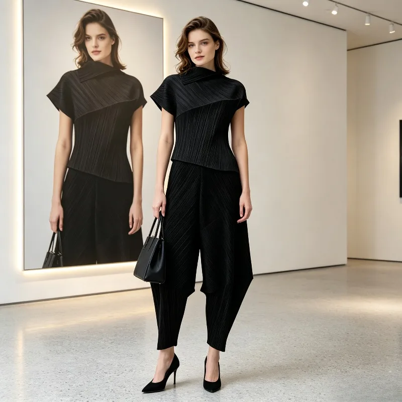 Miyake Pleated 2026 New Casual Pants for Women High-End Solid Color Versatile Tapered Pants Elegant Commuter Harem Pants Pleat