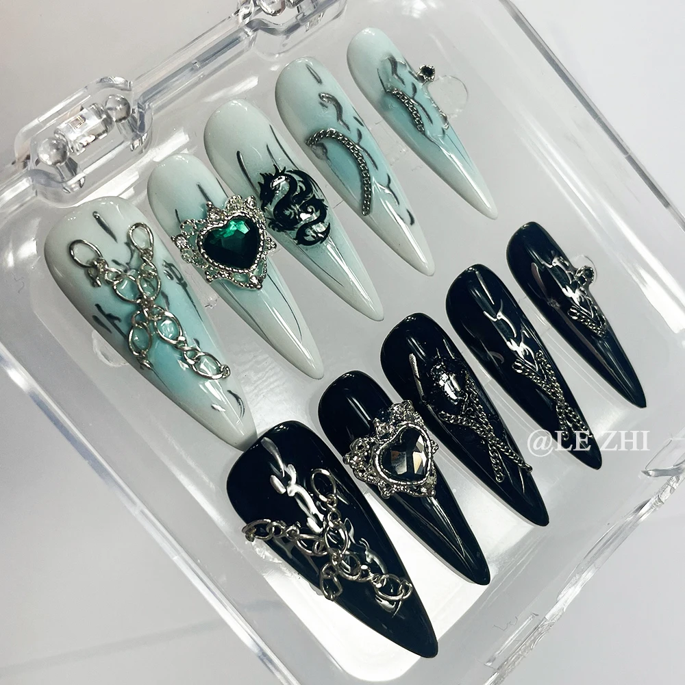 Fashion Dark Wind Wearable Press on Nails Retro Style Luxury Rhinestones Design Detachable Reusable Full Cover Nail Tips