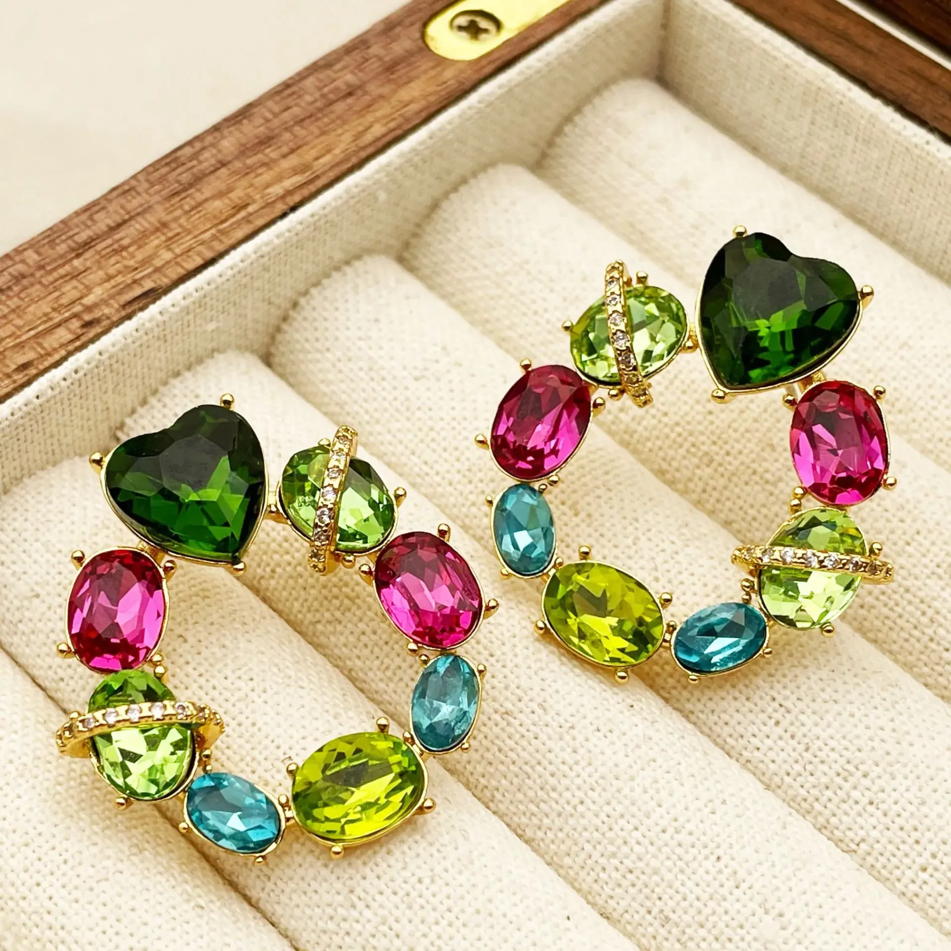 

European and American fashion personality love inlaid colored gemstones retro high-end stud earrings women