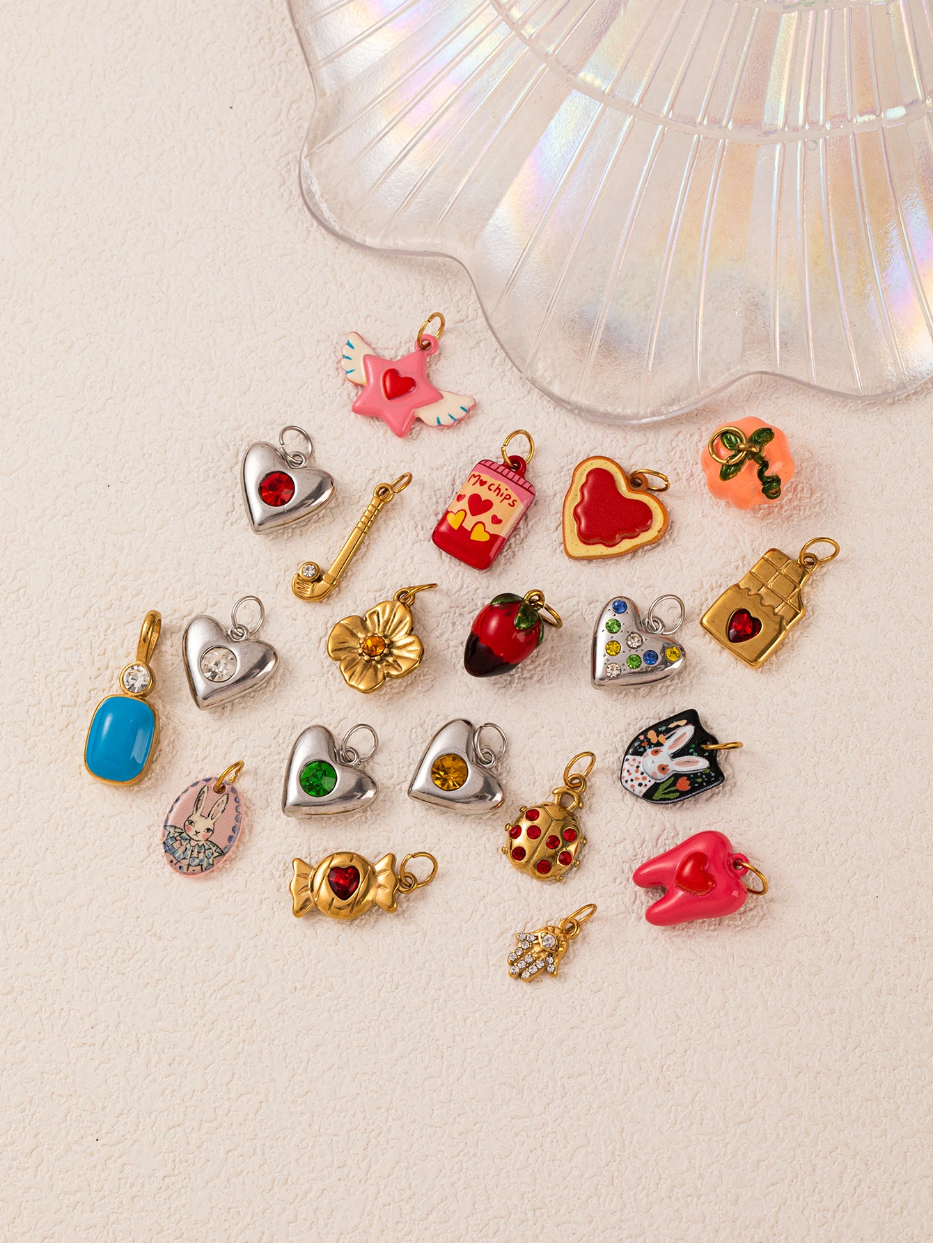 3-teiliges Edelstahl-Set zum Valentinstag: Hunde-Umschlag Liebesgeschenk-Anhänger, PVD-Vergoldet, Farberhaltend – Detail 4