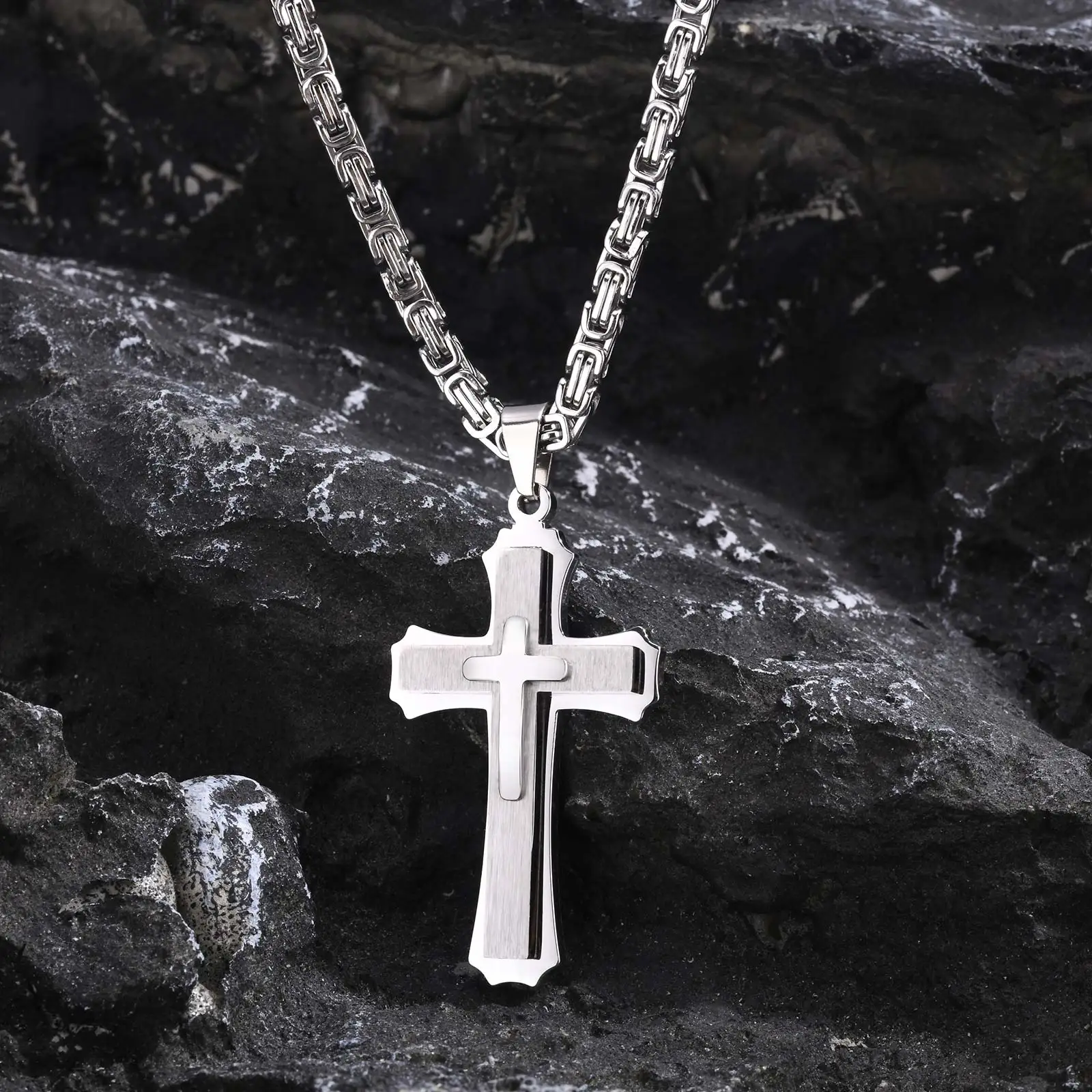 Vnox Heavy Chunky Cross Necklaces for Men Boys, Bold Byzantine Link Chain Necklace, Two Tones Punk Rock Cross Religious Pendant