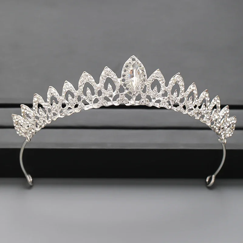 Zilveren Kleur Kroon En Tiara Haaraccessoires Voor Vrouwen Bruiloft Accessoires Kroon Voor Bruids Kristal Strass Tiara Diadema