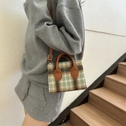 Winter Crossbody Bag for Women High-end Underarm Woolen Plaid Small Square Female Shoulder Bag Fashion Luxury Brand Shoulder Bag