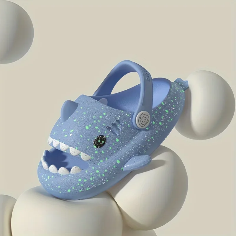 Dziecięce sandały Shark Luminous Slip-On Wodoodporne, oddychające, lekkie, antypoślizgowe buty na co dzień dla chłopców i dziewcząt Kapcie z paskiem
