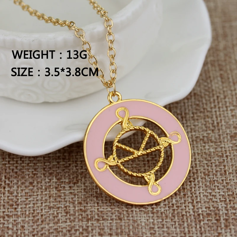 Fashion Women Gold Colour Necklace Cartoon Anime Sailor Moon Metal Pendant for Kids Shirt Jewelry Accessories Toy Gift