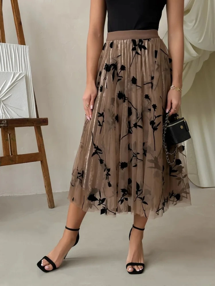 Gonna elegante da donna Estate elastica a vita alta Coperta in pile Gonna lunga in garza Gonna a pieghe di lusso semplice e versatile