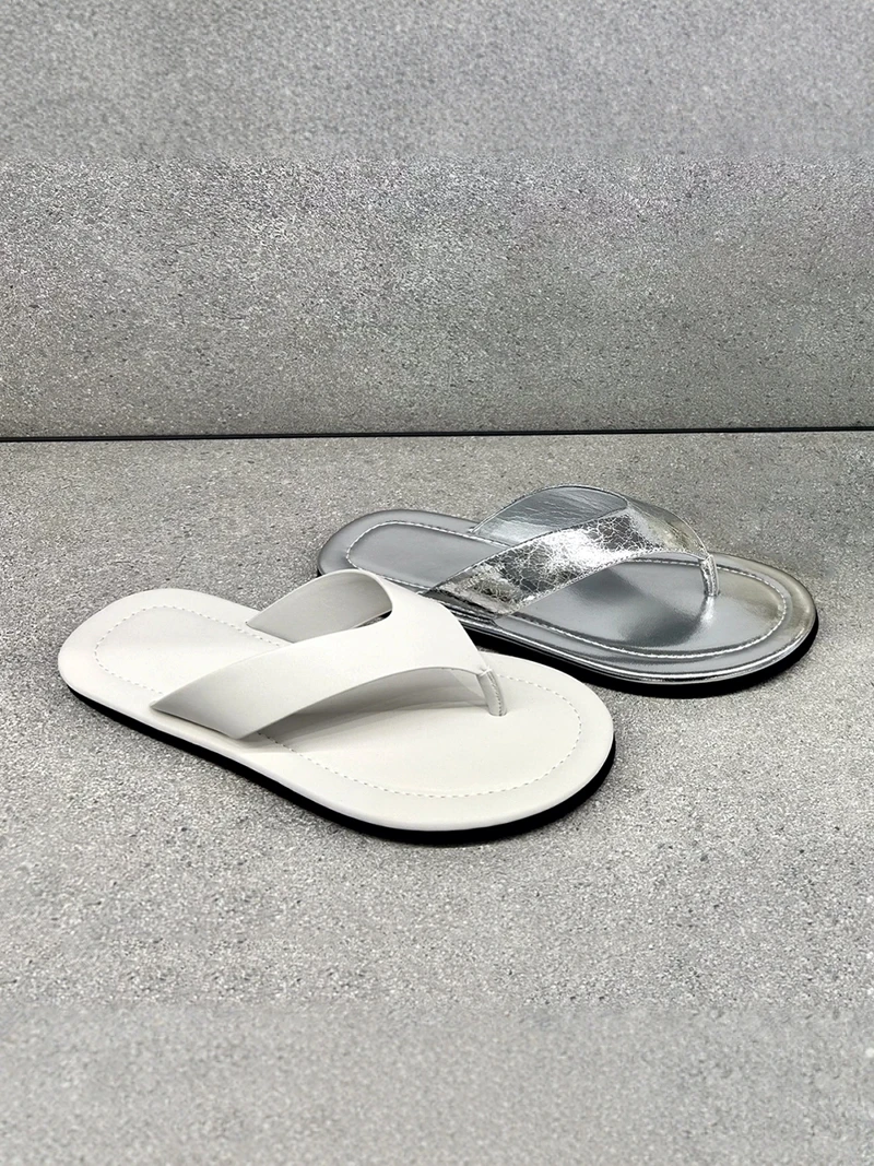 

Летние новые легкие шлепанцы-сандалии Chongerkamei25 для женщин: повседневные пляжные модные сандалии на низком каблуке с открытым носком