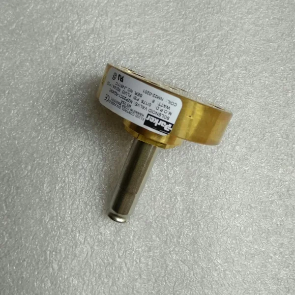 Trane refrigeration compressor chiller parts VAL05930 solenoid valve