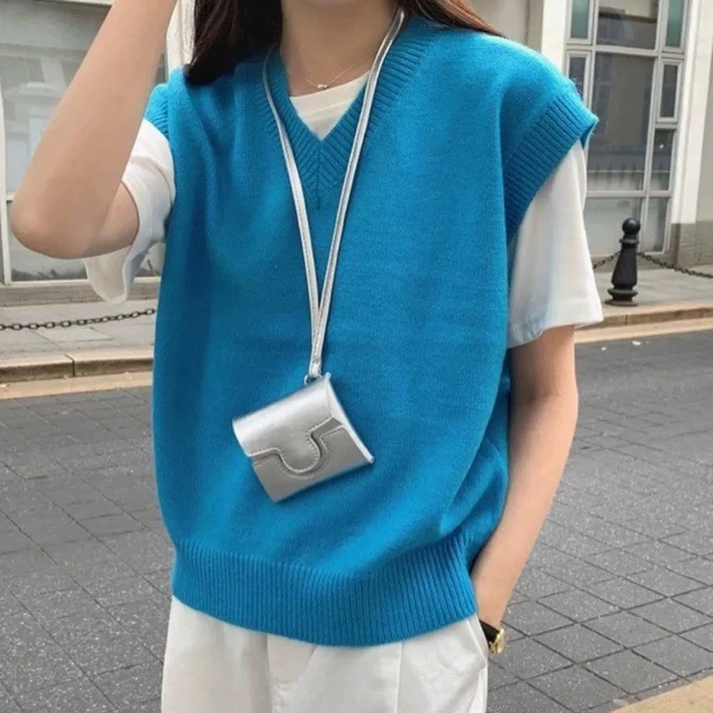 Multifunctional Small Square Wallet PU Leather Solid Color Halterneck Coin Purse Simple Durable Lipstick Storage Bag Outdoor