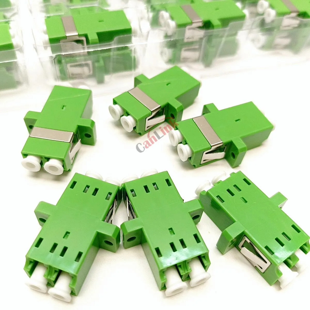 50 قطعة/الوحدة الألياف البصرية موصل محول LC/UPC SM شفة المفردة دوبلكس LC-LC UPC المقرنة