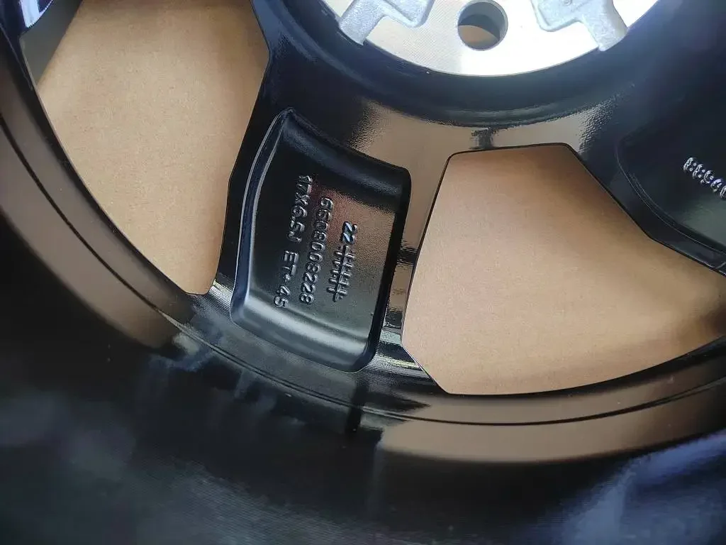 Geely Wheel Hub - the Part Number of the Wheel Component Used for the Original Wheel Hub of Geometry a Is 4024080500/6608008228.