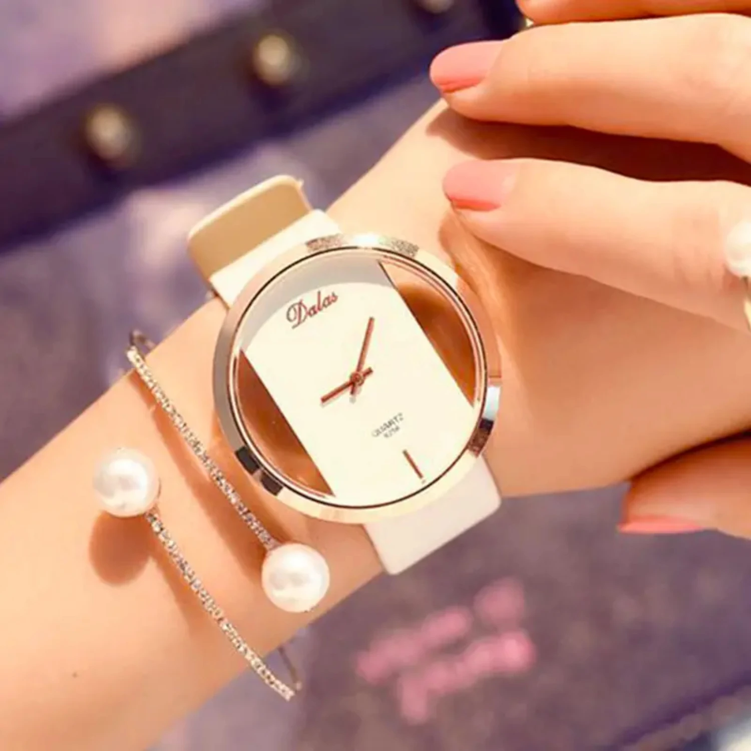 

Hollow Belt Quartz Watch + Pearl Zicron Bracelet 2pcs/set