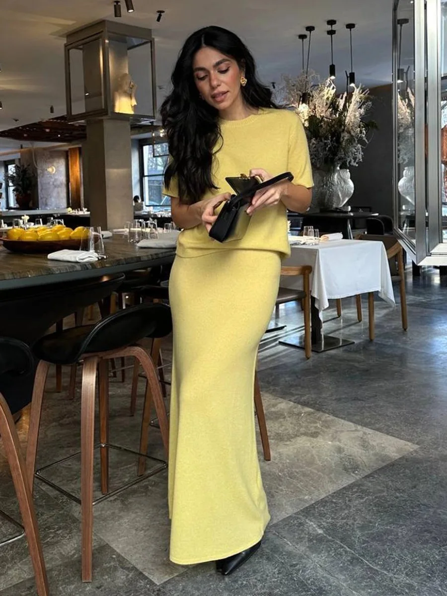 

Вязаный костюм с длинной юбкой, женский свитер с короткими рукавами, пуловер, топ и однотонная макси-юбка, комплект из 2 предметов, женские трикотажные костюмы