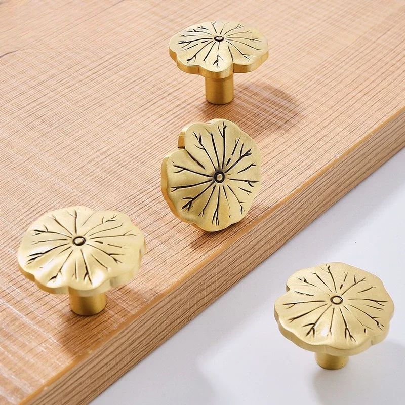 4pcs Creative Handles for Cabinets and Drawers Gold Lotus Leaf Solid Brass Round Door Knobs Decor Bedroom Wardrobe Dresser Pulls
