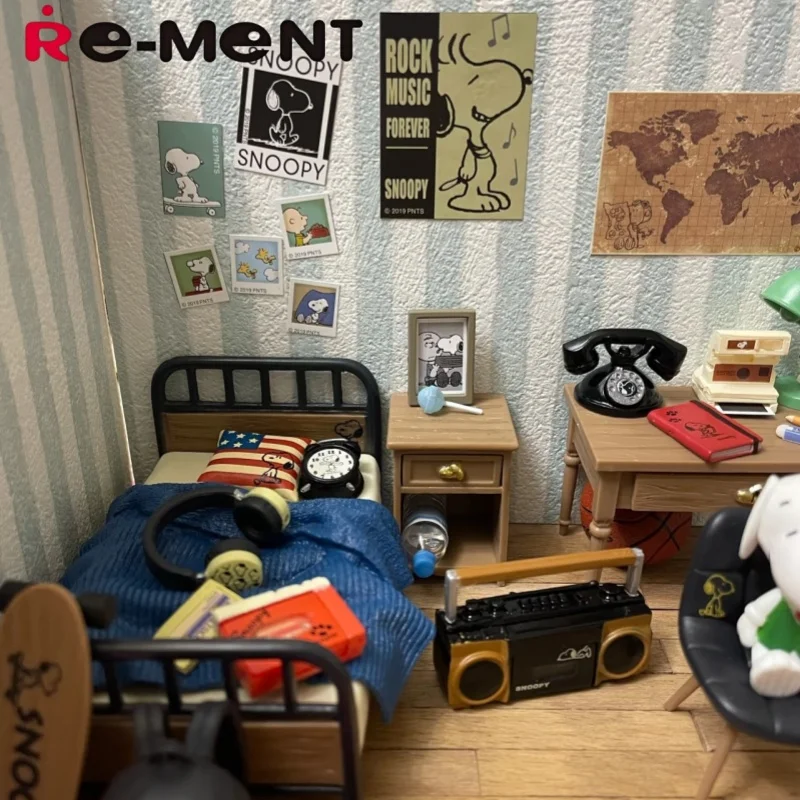 Re-ment Snoopy Retro Brooklyn Style Miniature Figure Blind Box Room Decor Desk Ornament Collectible Toy For Fans