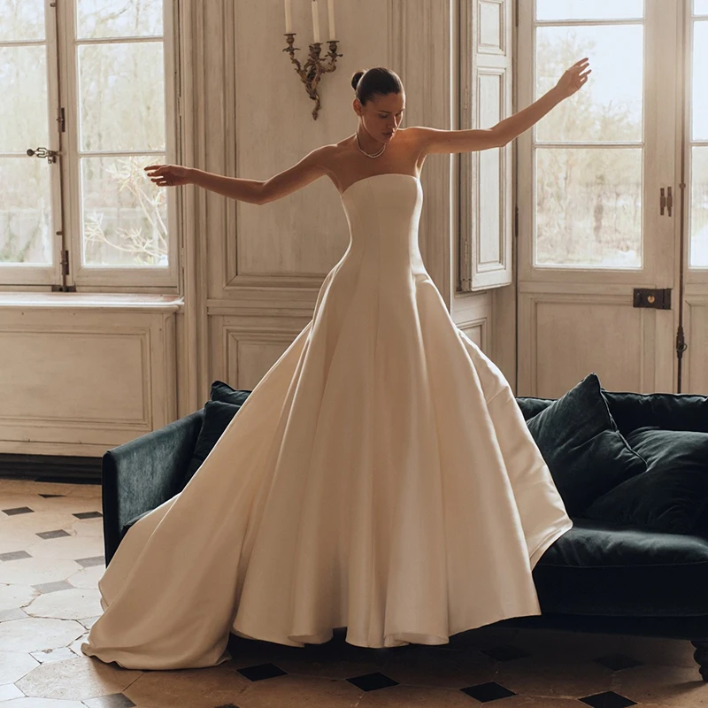 

Eightree Simple Long A-Line Wedding Dresses Strapless Floor Length Evening Wedding Ball Gowns Women Bridal Prom Dress Customized