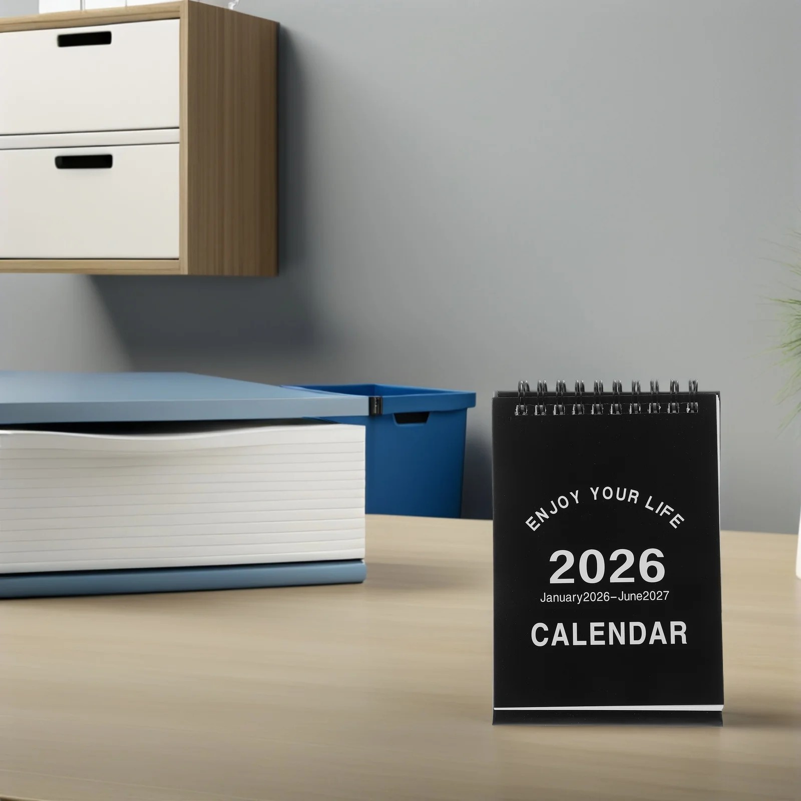 Mini calendario da 18 mesi 2026-2027 Planner da tavolo compatto nero per ufficio, scuola, uso domestico, tema cavallo zodiacale liscio