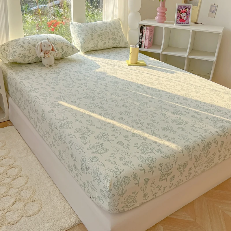 

2025 New Cloud-like Jacquard Double-layer Gauze Single-bed Hat Korean-style Printed Anti-slip Mattress Cover