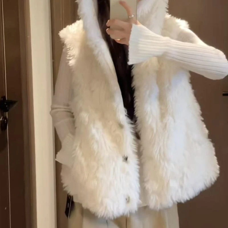 

2025 Autumn and Winter New Lamb Fur Vest for Women, Hooded, Camisole, Short and Sweet Vest