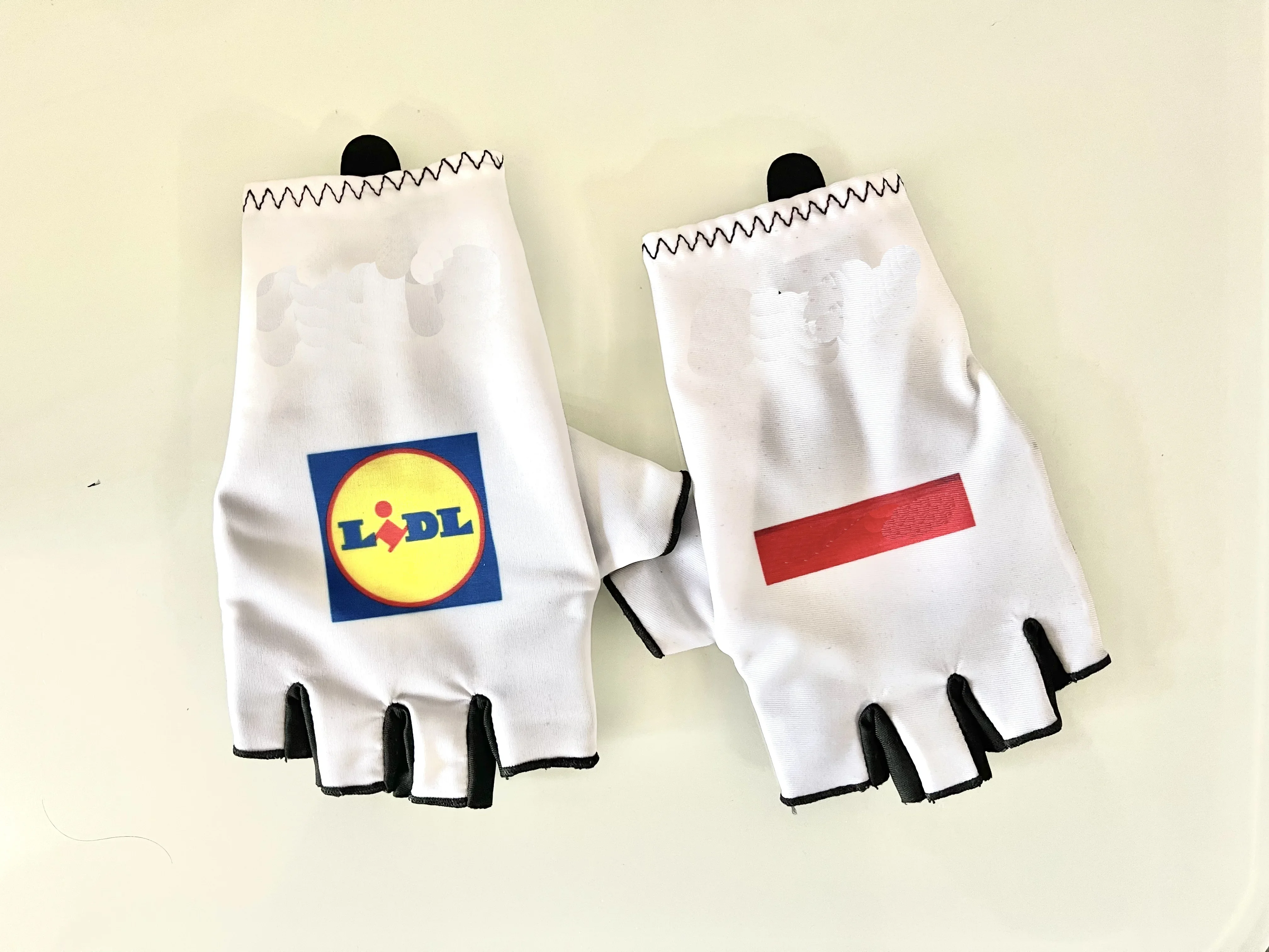 

2024 LIDL team WHITE One Pair Sports Half Finger Cycling Jersey Gloves MTB Road Mountain Bike Bicycle Gel Gloves