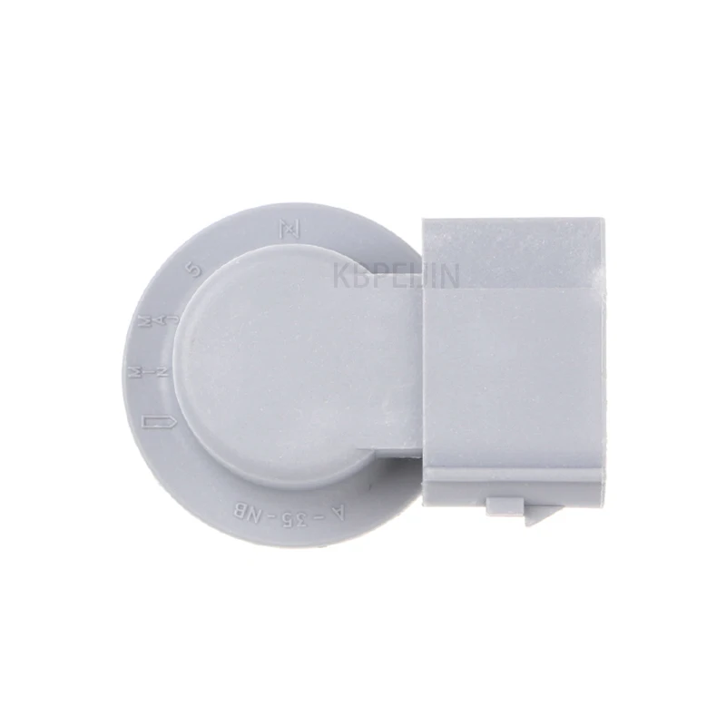 1Pcs Car Light Lamp Holder For Ford Escape Chevrolet Equinox Cadillac T20 Bulb Socket Accessories