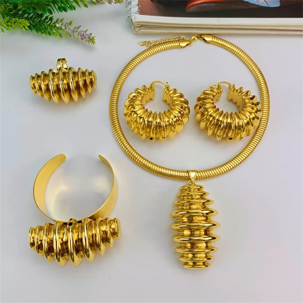 

EMMA Fashion Italian Dubai Gold Plated Jewelry Set Simple Style Necklace All Copper Material Light Weight Pendant Jewelry