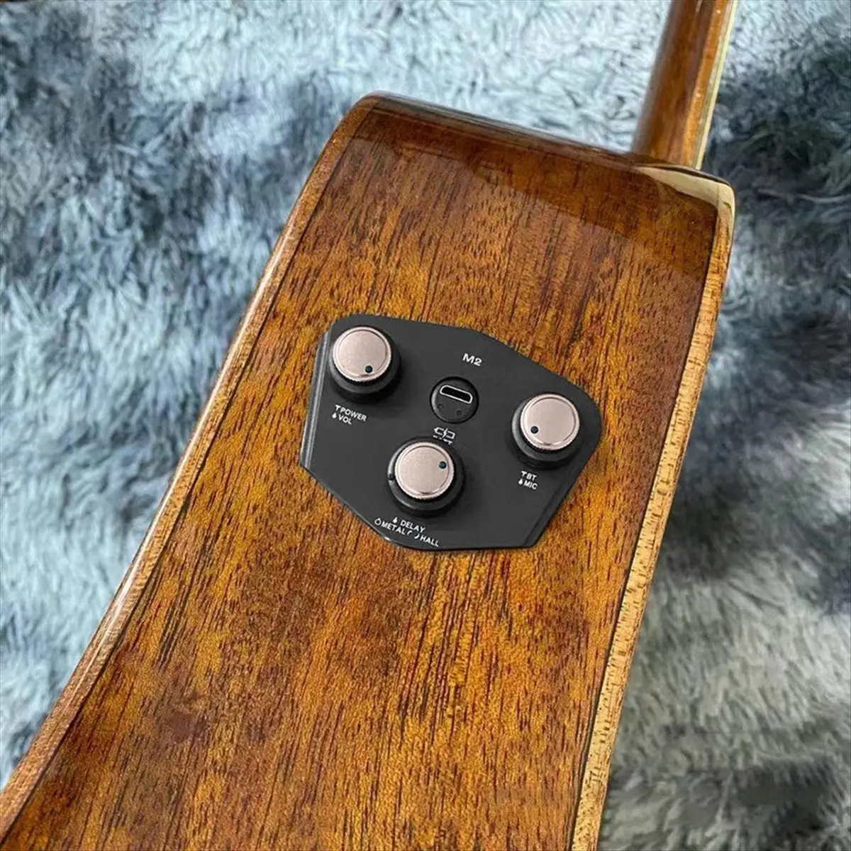 AA83 Acoustic Guitar Vibration Pickup Bluetooth Reverb Delay Microphone Playing Function Guitar M2 Resonance Pickup