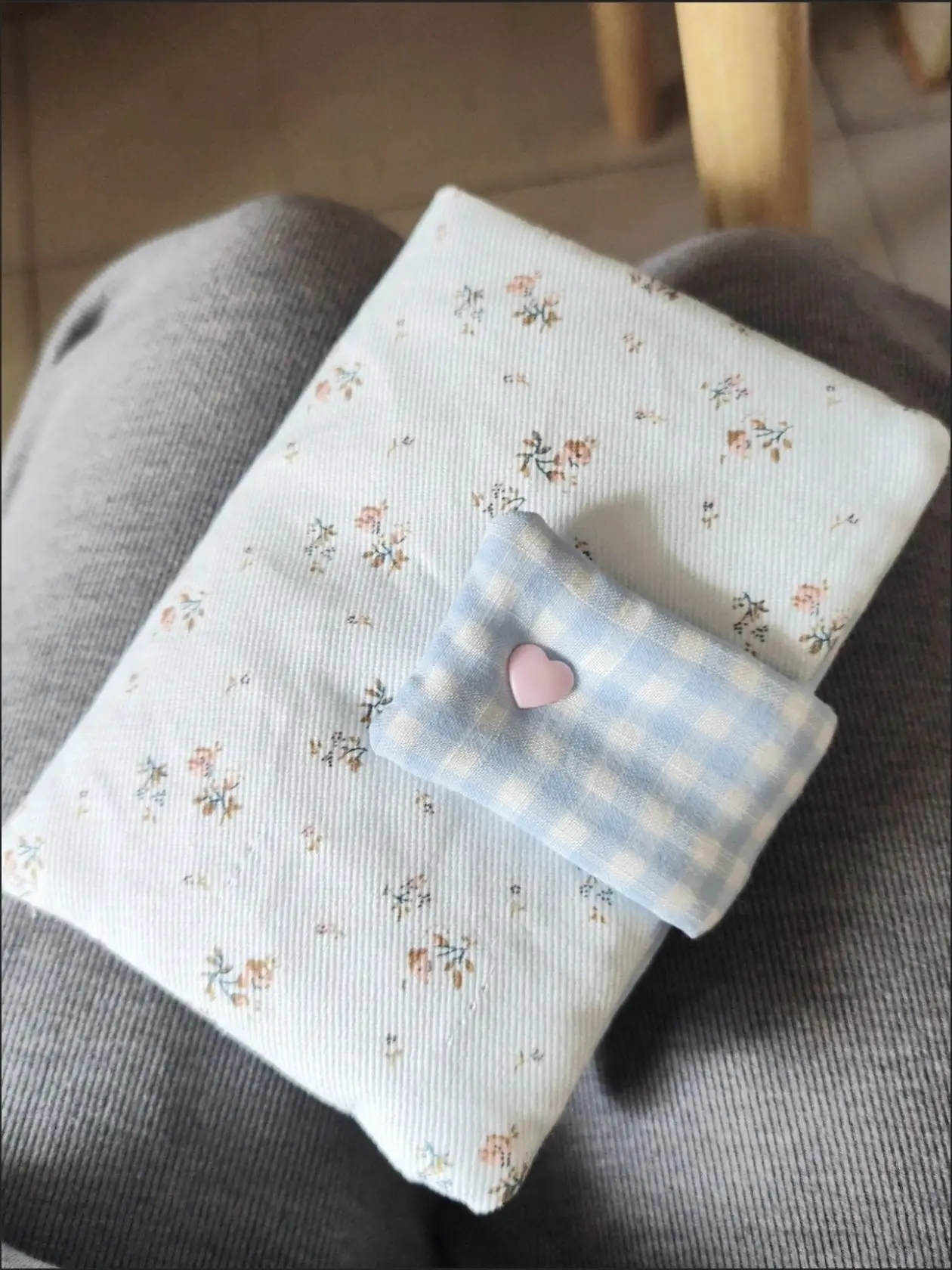 A6 Handmade Floral Print Clover Book Jacket Book Cover Portable Ledger Notepad Diary Protective Case
