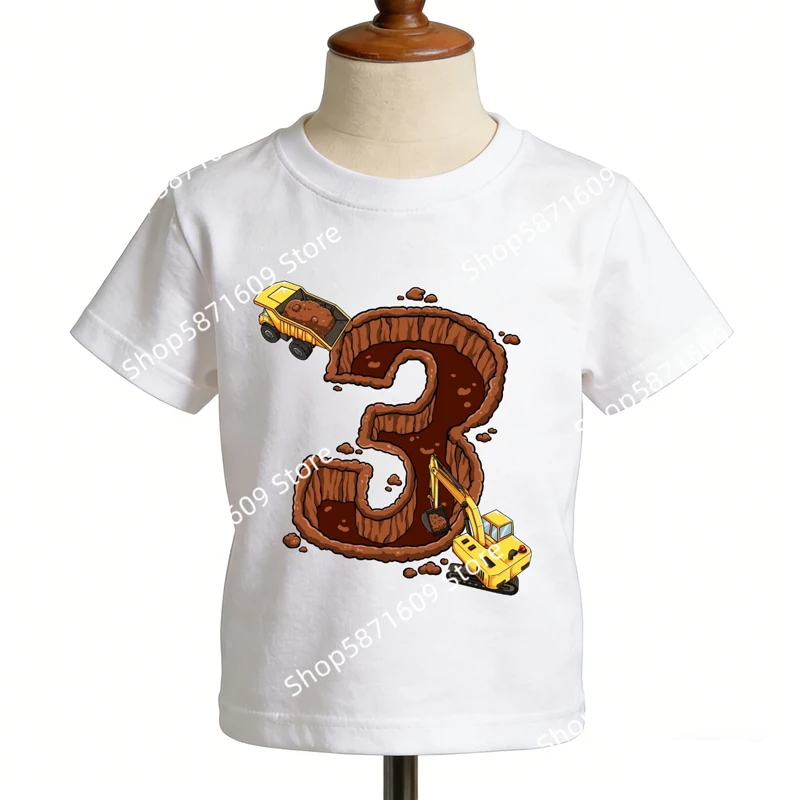

Children's excavator engineering vehicle T-shirt, boys' safety helmet size 2-6 printed short sleeved T-shirt