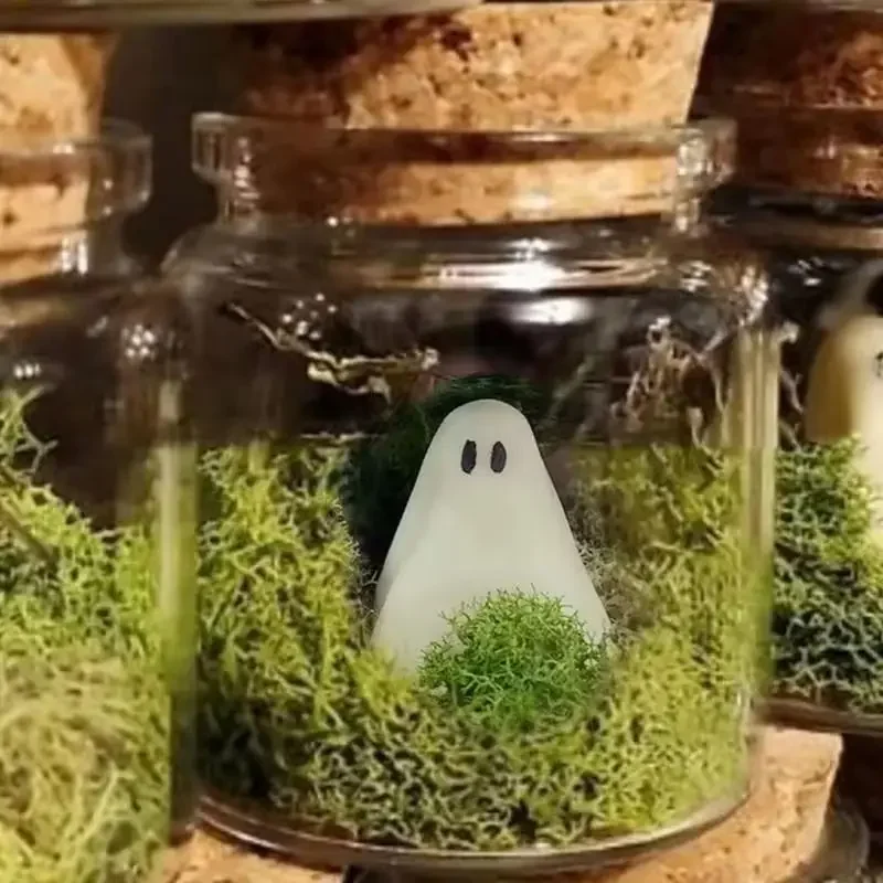 Pet Ghost In Bottle Glow-In-The-Dark Ghost In A Bottle Ghost Statue With Moss In Glass Glowing Ghost In A Jar Halloween Figurine