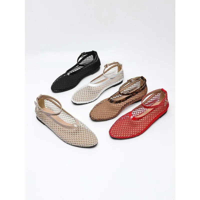 BIG SZIE 43 Comfortable Round Toe Buckle Strap Woman Flat Heels Fashion Design Hollow Out Breathable Mesh Female Sandals view 6