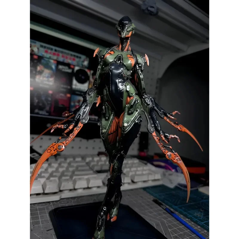 

INSECTOIDS MN T15 Unpainted Model Four Bladed Mantis Queen Unpainted Resin Model GK Mold Tabletop Ornament Birthday Present