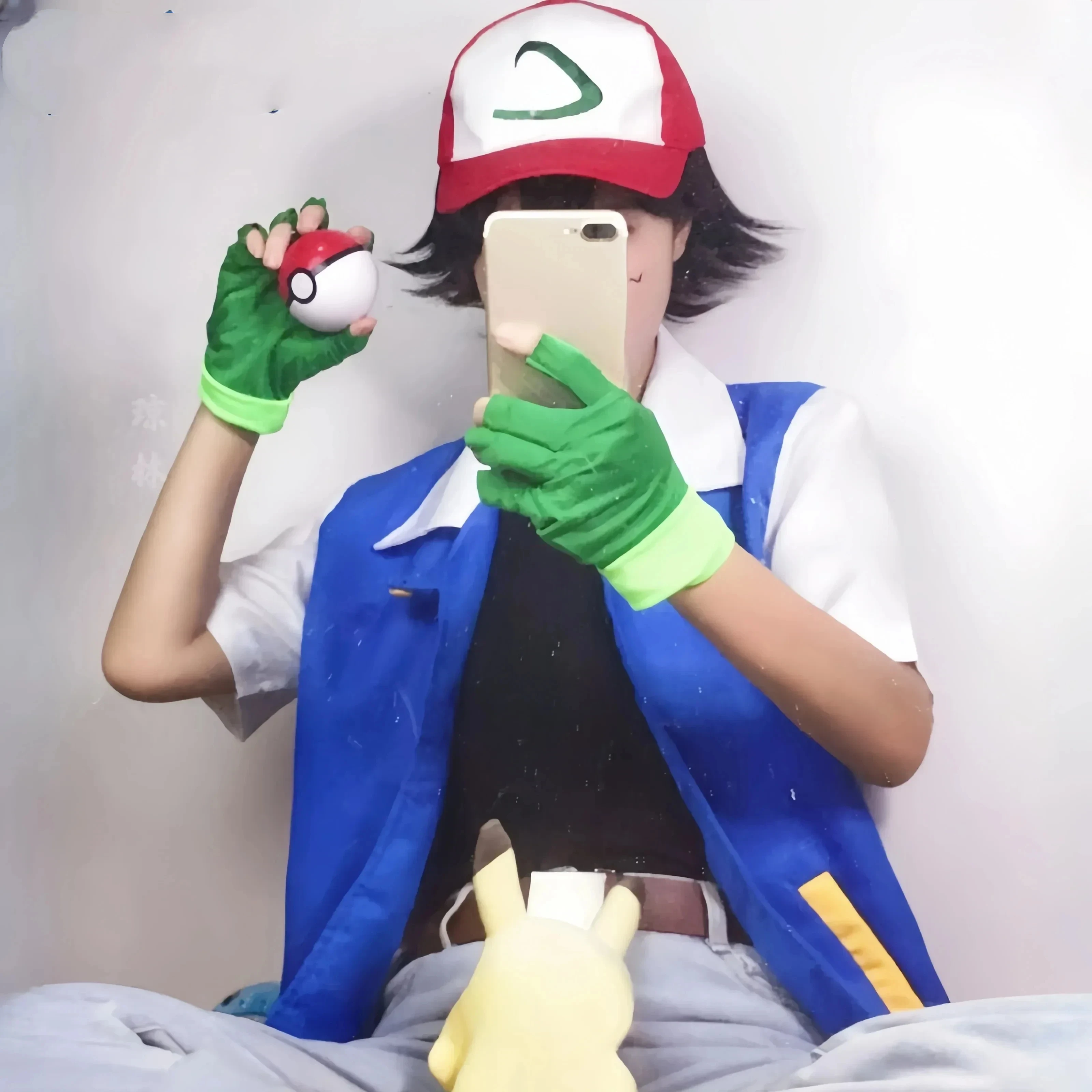 Disfraz de Cosplay de Ash Ketchum para Hombre y Mujer, Disfraz de Anime para Adultos, para Halloween, Chaqueta Azul, Gorra y Guantes