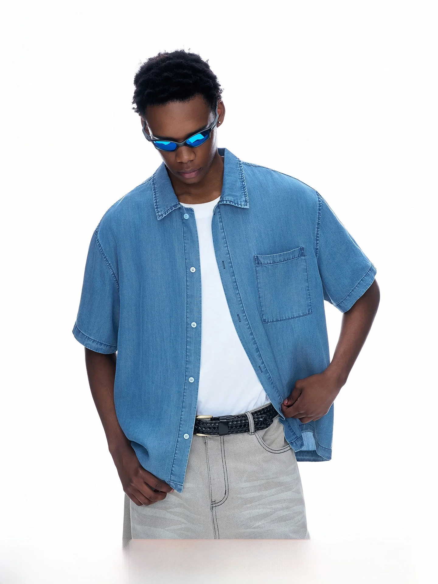 

ARTANNIE Lenzing Lyocell Cool Feeling Denim Short Sleeve Casual Shirt for Men Summer New Style Outdoor Leisure Turn-down Collar