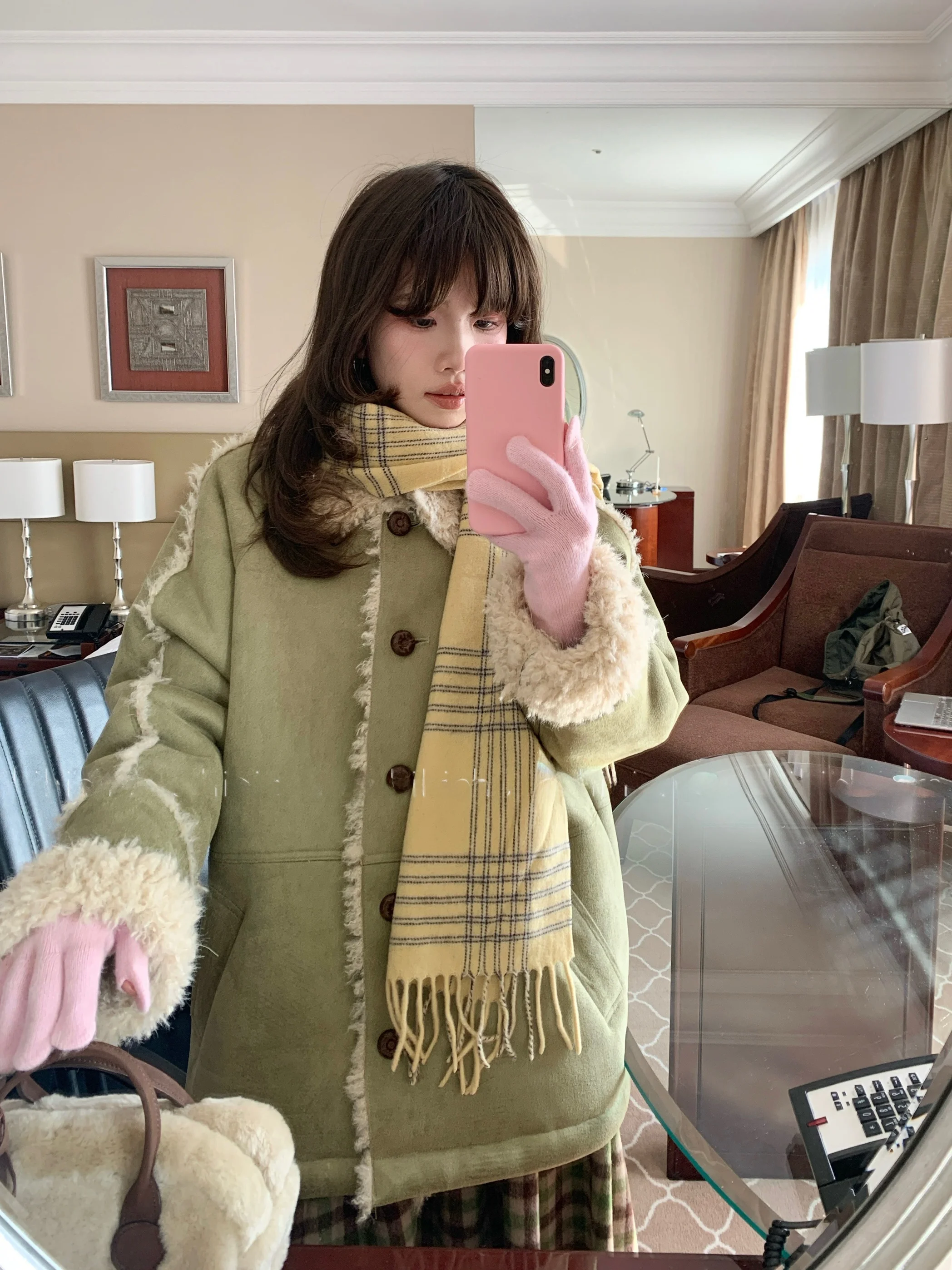 

Thiened Lamb Fur Women's Coat Winter Outerwear Inteated Hair And Leather Jaet Casual Loose Fit Sle Fake Fur Skin