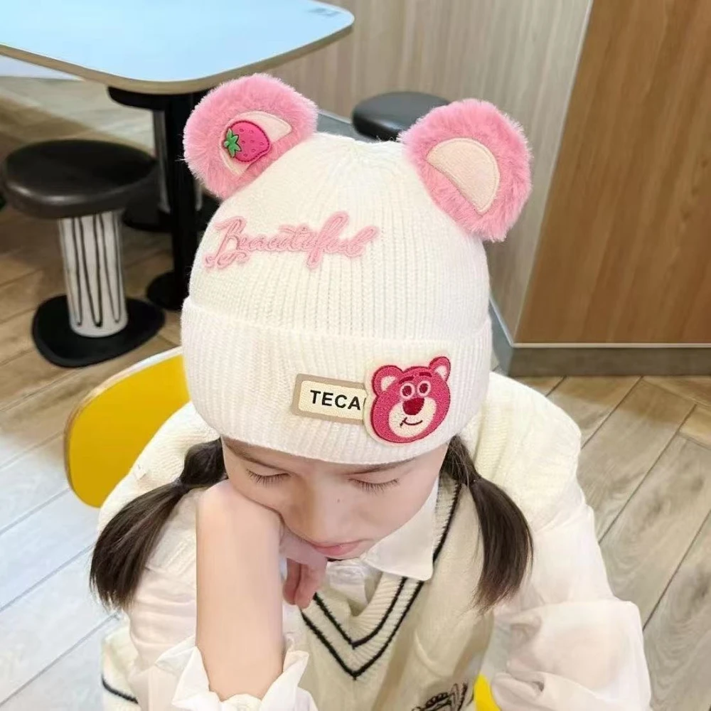 MINISO Disney Ear Baby Hat Fragola Orso Decorazione Bambini Ragazze Cappello lavorato a maglia Bambini Morbido caldo Copricapo Regalo di Natale