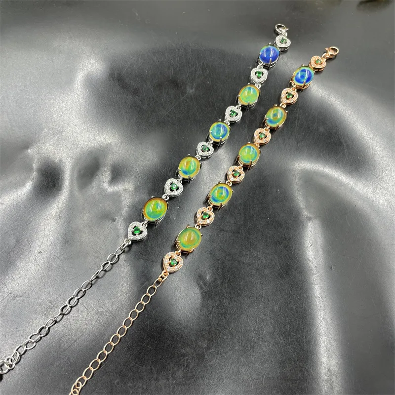 

Inlaid 's Warm Stone Women's-Shaped Bracelet