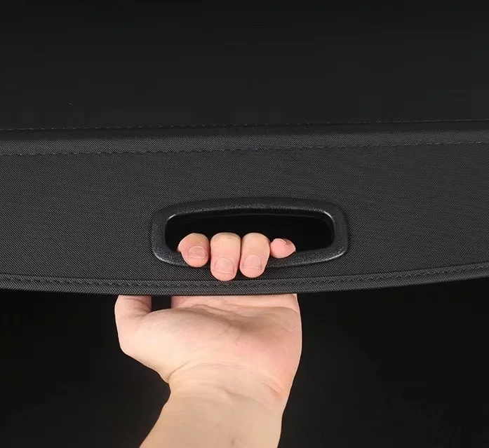 Car Interior Cargo Cover Trunk Cover Luggage Carrier Curtain Retractable Rear Trunk Curtain Fit For Volvo XC60 2018-2023