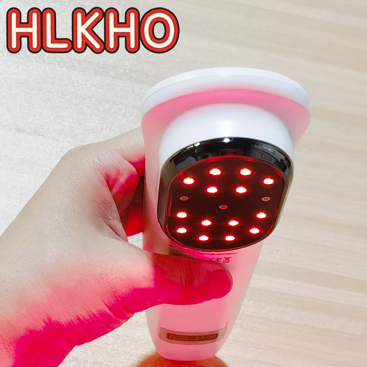 

Усовершенствованное устройство LLLT с комбинацией лазерных диодов 14+3 для проникарения, облегчения боли и ускоренного восстановления.