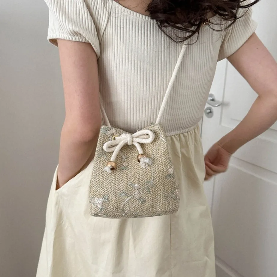 Flower Pattern Weave Crossbody Bag Practical Beige Khaki Drawstring Straw Bag Soft Flower Embroidery Bucket Bag Daily