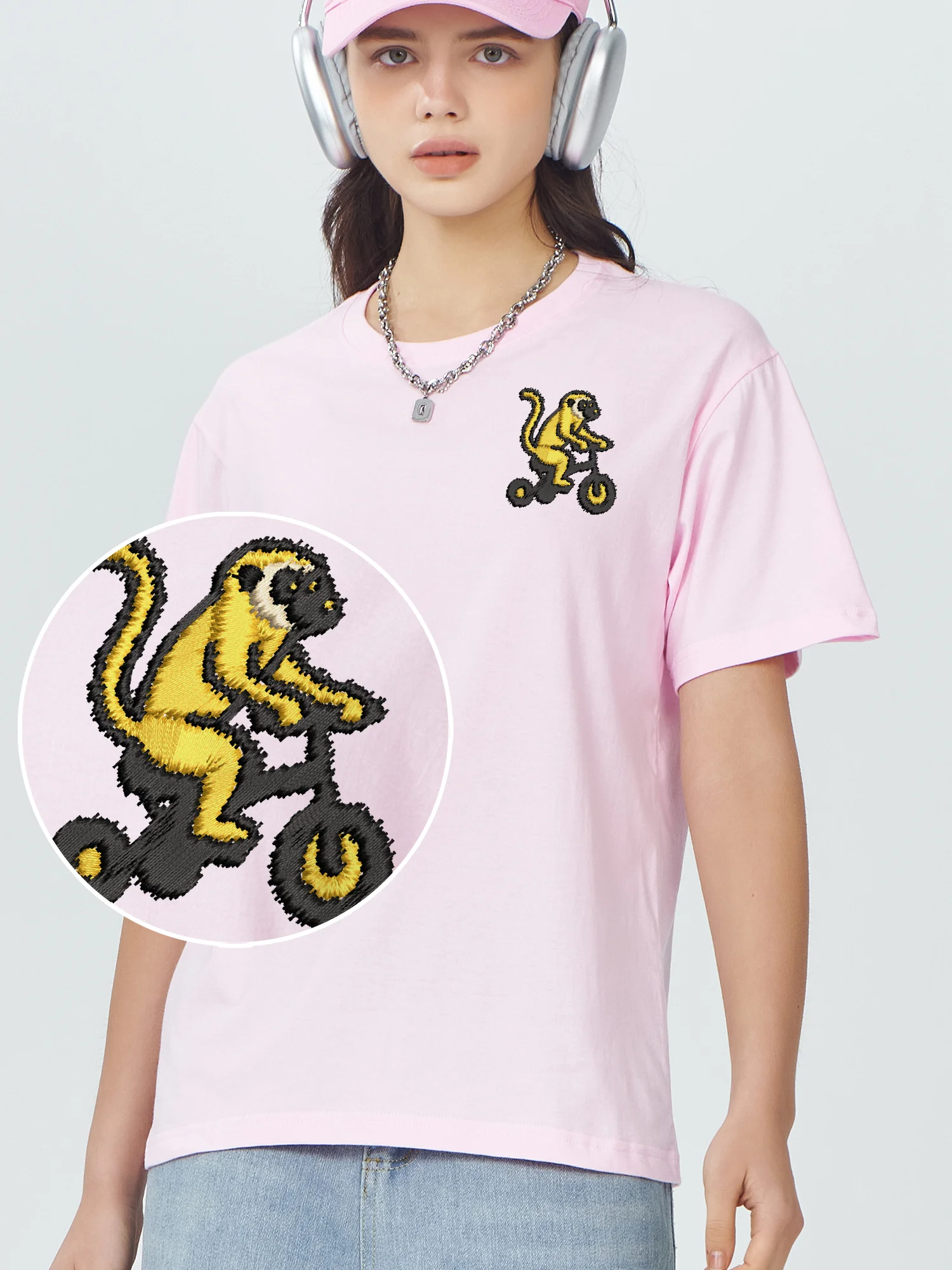 Monkey Ride Bicycles Embroidered Tops 100% Cotton Graphic Tees Fashionable And Trendy Embroidery Clothing Unisex Design